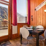 Grand Roc - 708 - Happy Chamonix
