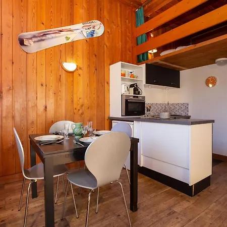 Grand Roc Studio708 From Slopes 280m, Parking & Wifi - Happy * Chamonix