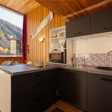 Apartment Grand Roc Studio708 From Slopes 280m, Parking & Wifi - Happy Chamonix