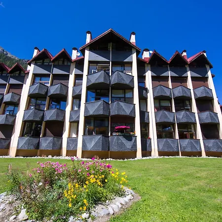 Grand Roc Studio708 From Slopes 280m, Parking & Wifi - Happy Apartment Chamonix